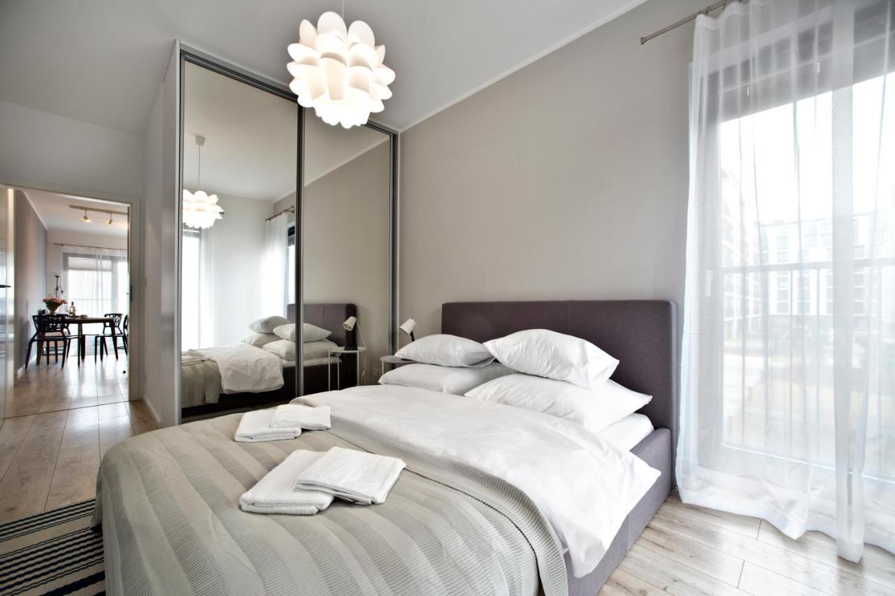 2 Bedrooms Przasnyska P&o Serviced Apartament *